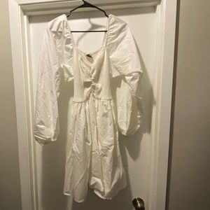 Arula 1X white Dress